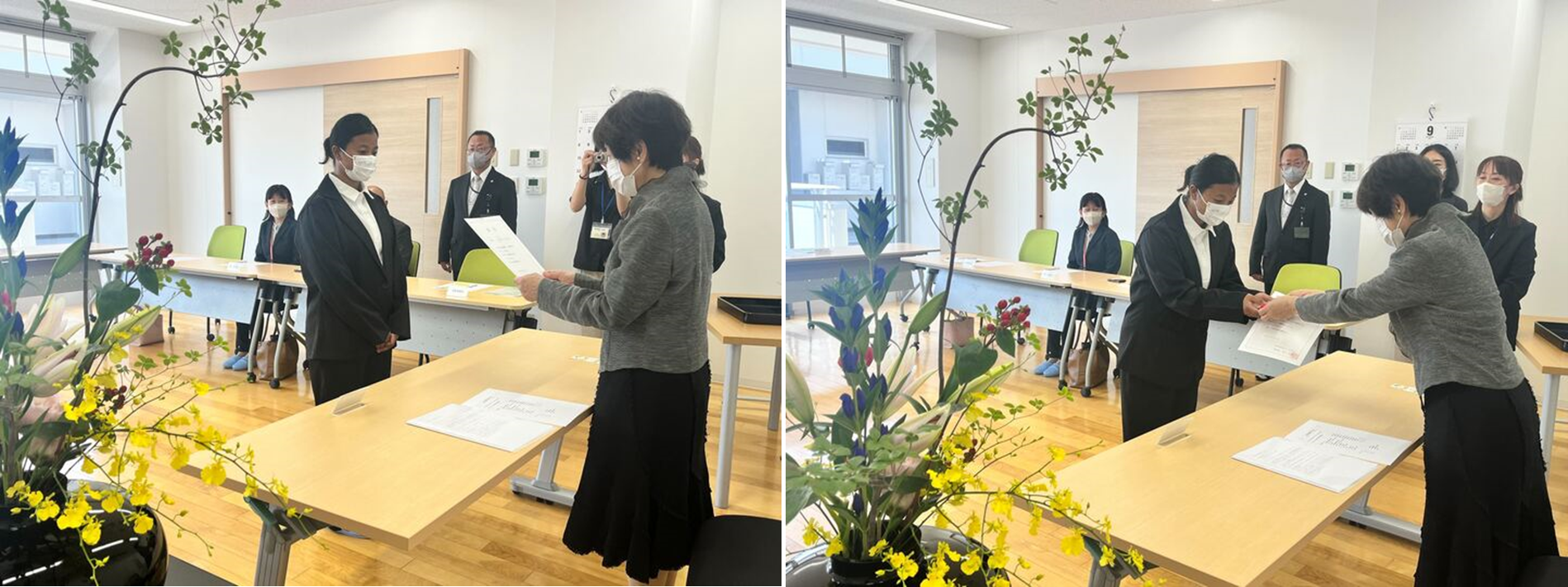 辞令を受け取るネパール人材