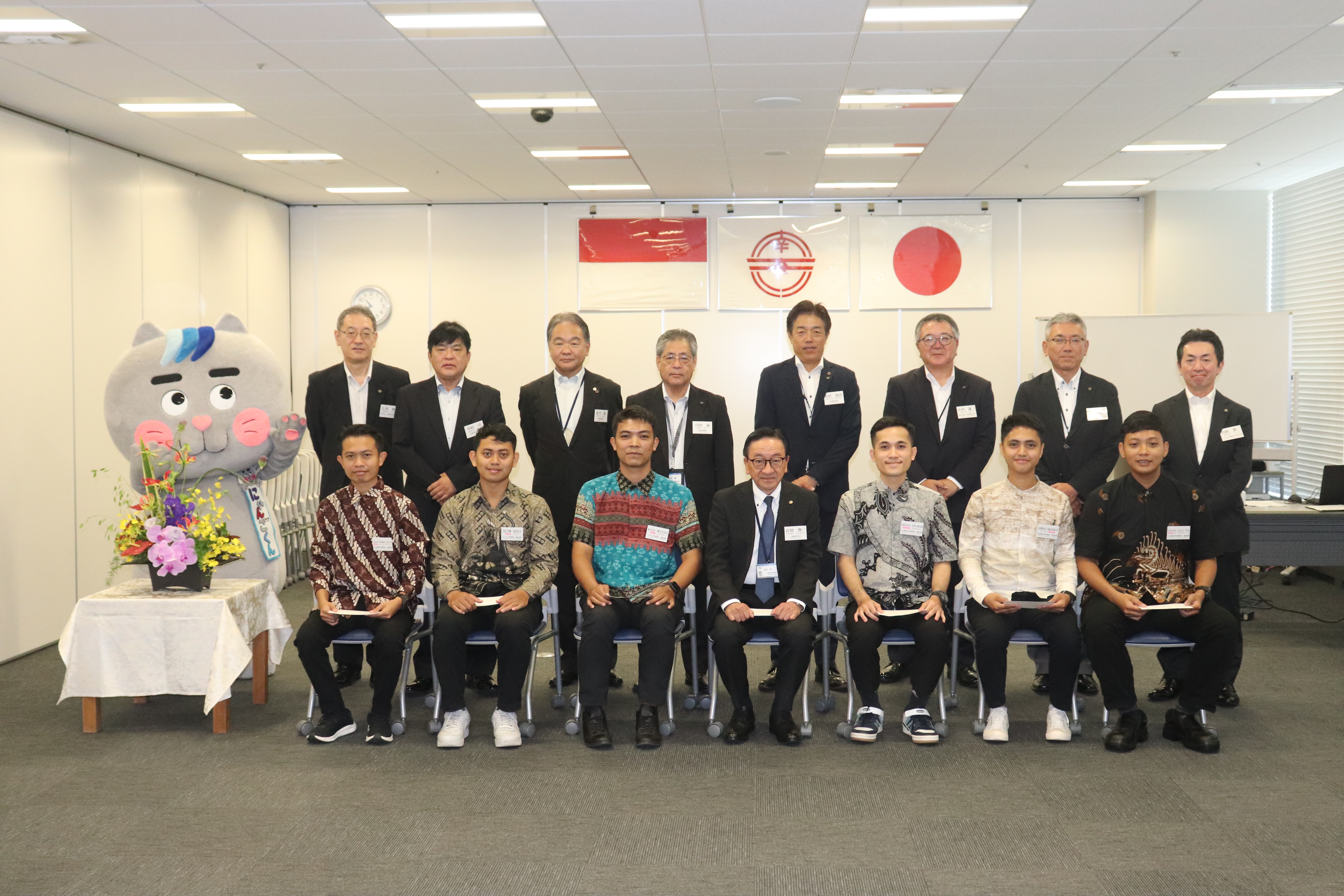 【特定技能・航空】初めての特定技能で、インドネシア人材を6名採用！「南国交通」の入社式を取材！